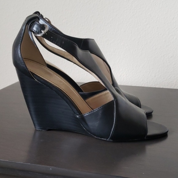 🛑SOLD🛑Nine West Wedge Heels - Picture 2 of 3